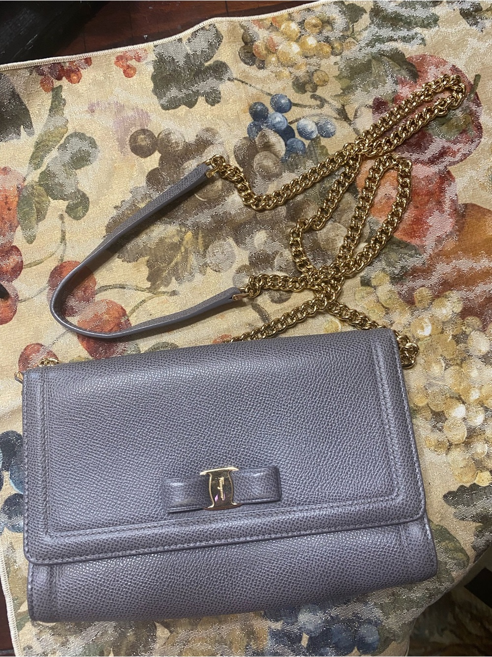 Salvatore Ferragamo Gray Leather Vara Bow Chain Crossbody